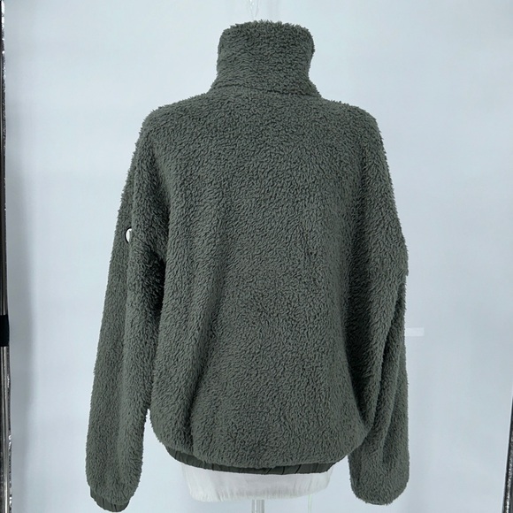 Vuori Women's Cozy Sherpa Jacket Green Fleece Jacket Olive Green Size Large - Picture 6 of 13